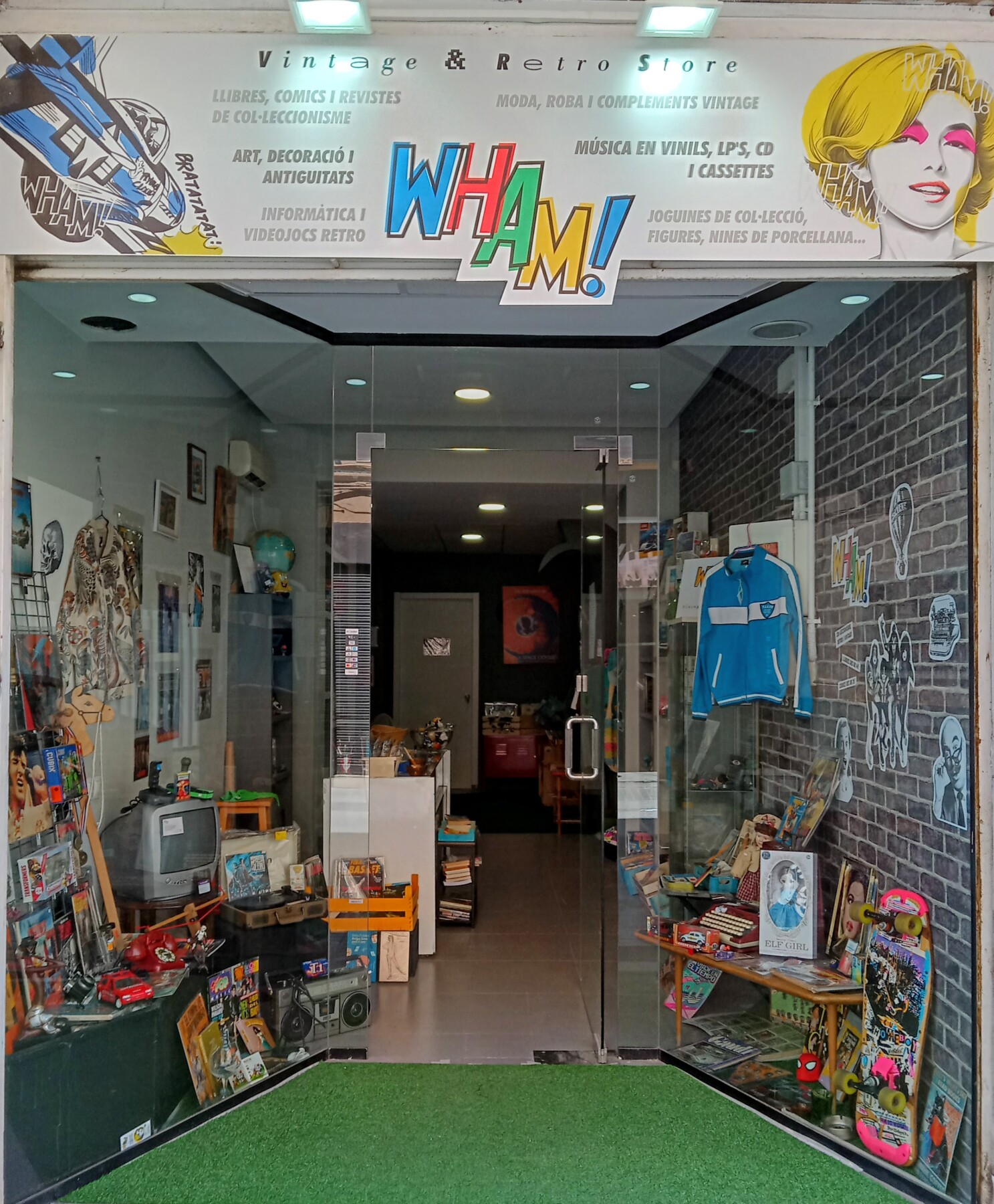 Wham Винтажный магазин Badalona в Барселоне, улица Сагунт, 95