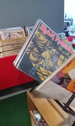 nueva tienda discos vinilo coleccionismo badalona