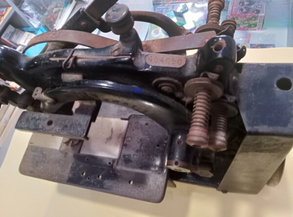 maquina de coser cuero
