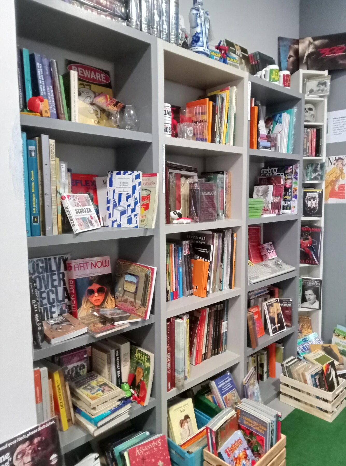 подержанные книги в Бадалоне