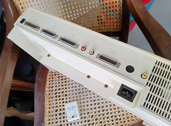 amiga 1000 detalle conexiones