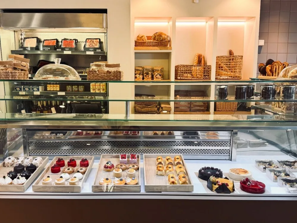 pasteleria comas badalona tartas a medida postres cassolans