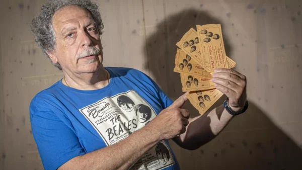 miguel j navarro coleccionista beatles entradas el periodico
