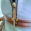 zipper detail