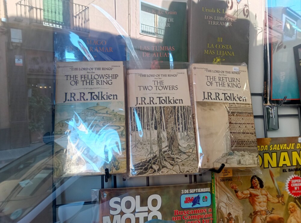 Книги Толкиена, фанатики, подарки в стиле фэнтези, Бадалона