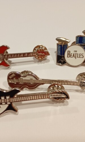 Set de Pins Metálicos Instrumentos The Beatles (4 piezas)