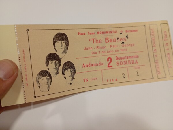 l'entrada del concert dels beatles a barcelona