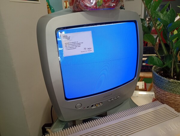 Тест Commodore Amiga 500 Workbench на 14-дюймовом телевизоре Phillips