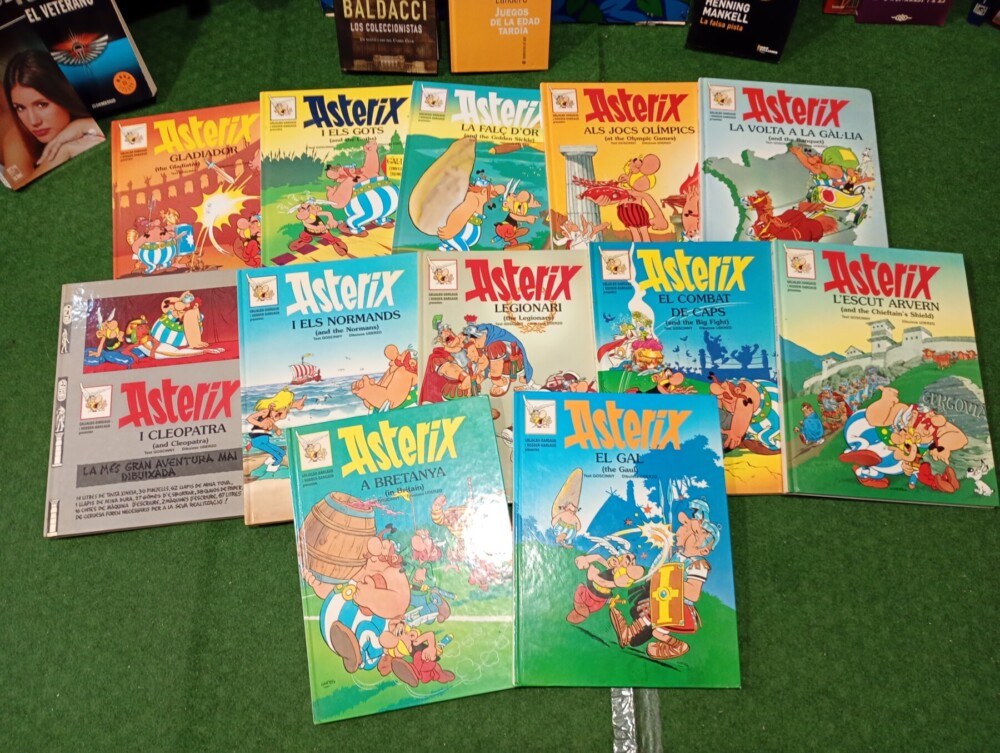 comics de asterix en catalán y edición bilingüe