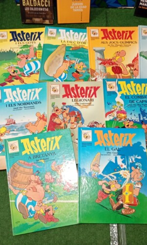 Asterix comics in Catalan and bilingual edition