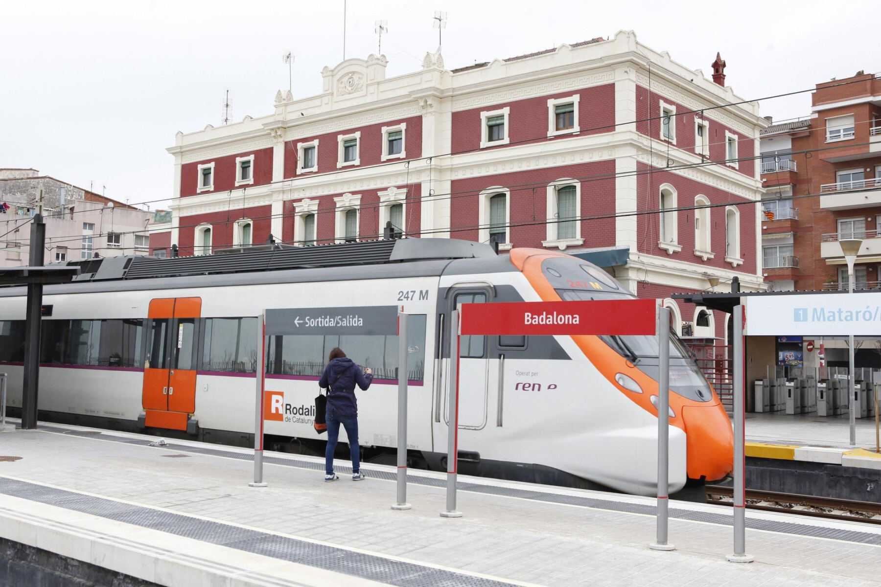 estacion renfe badalona
