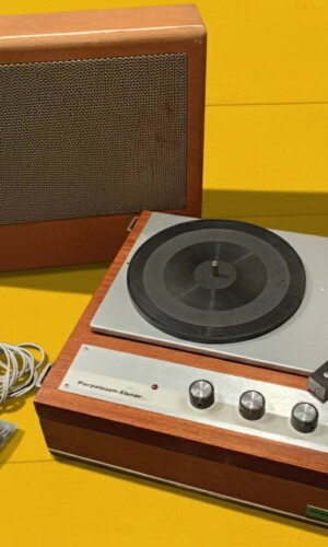 Tocadiscos maleta vintage madera Perpetuum Ebner