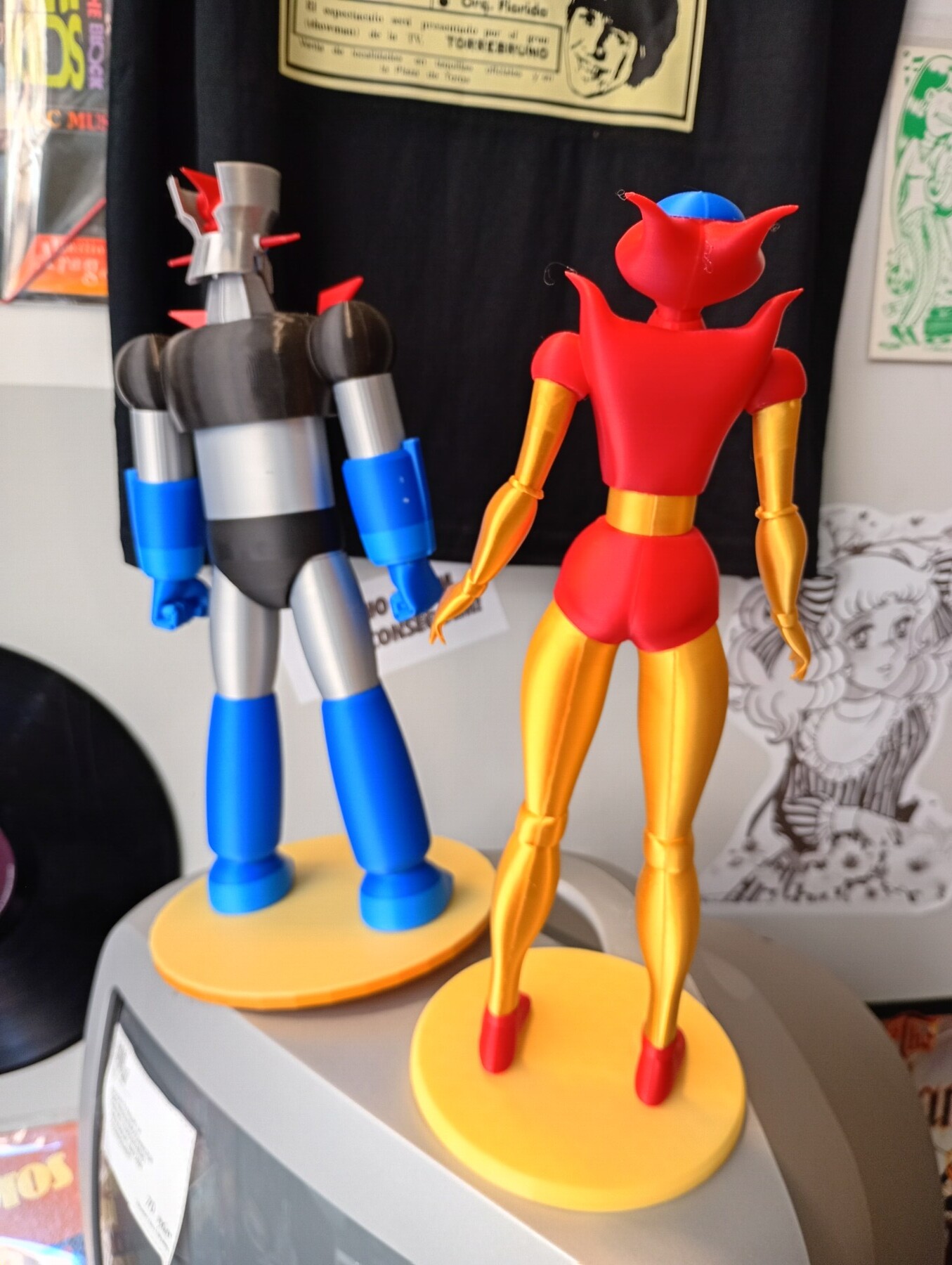Mazzinger & Aphroditta Figuras - Image 4