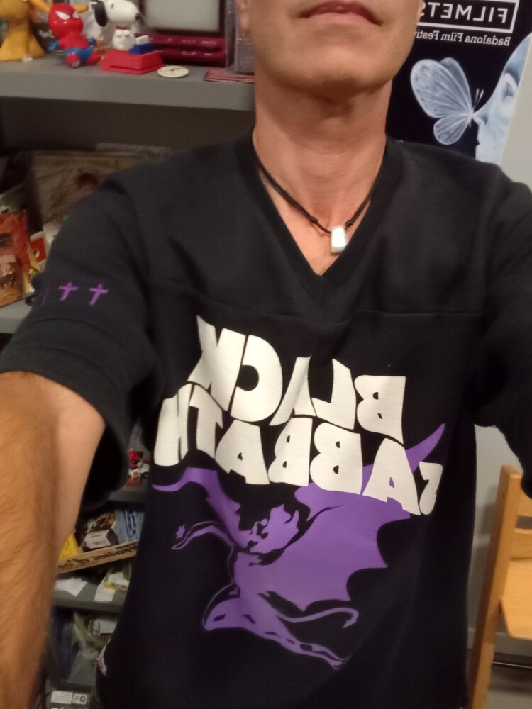 israel mateo propietario de wham vintage store barcelona muy peligroso llamar a mossos