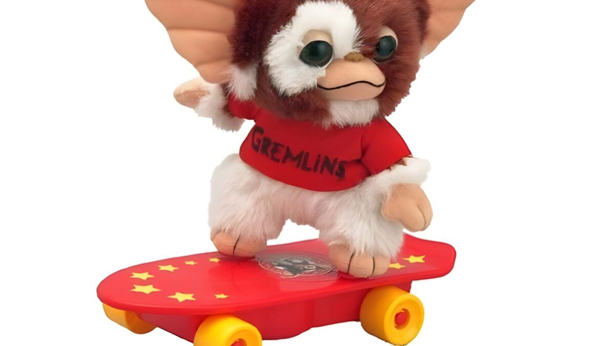 gizmo-gremlin-bueno-monopatin-