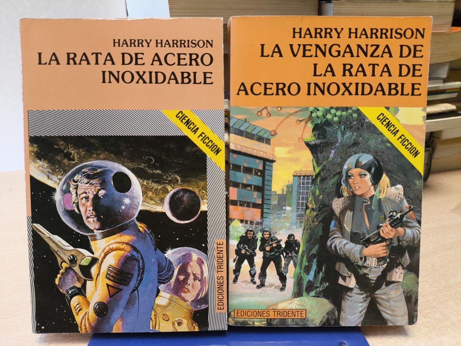 La Rata de acero inoxidable - Harry Harrison - Ciencia Ficción y humor - Ediciones Tridente